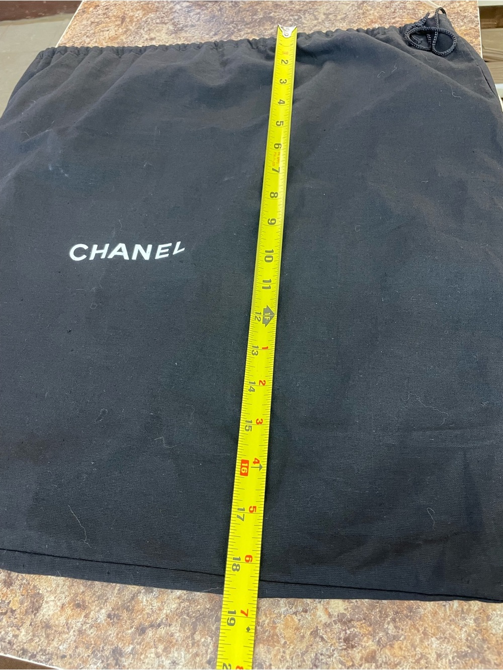 Chanel (2) dust bags - Picture 2 of 3